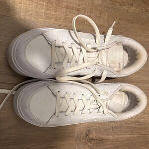 Nike Platform Chunky Sole Athletic Sneakers in Cream- Can be washed only minor